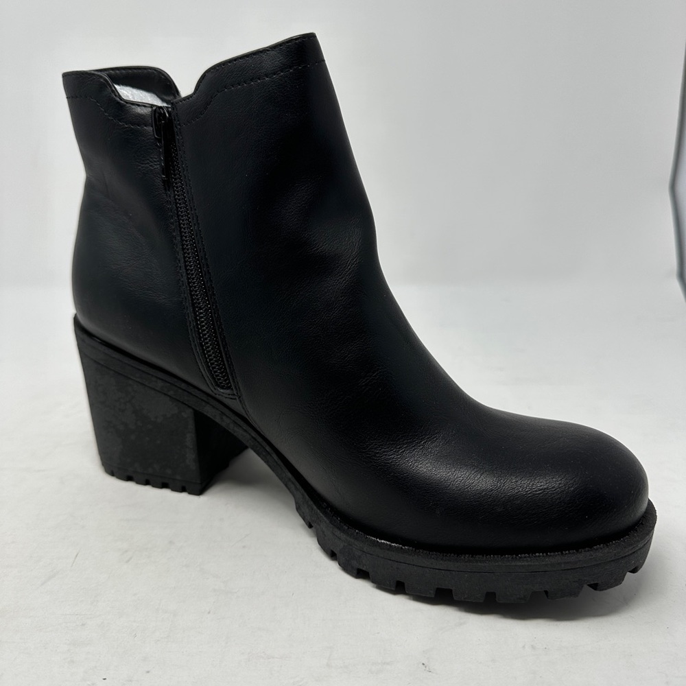 American Rag Morghan Round Toe Ankle Boots Black Padded Insole Women Size 9 NEW - Picture 2 of 11